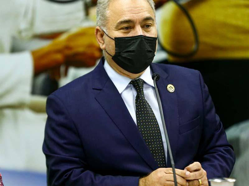 Ministro da Saúde diz que não vai decretar fim da pandemia “sozinho”