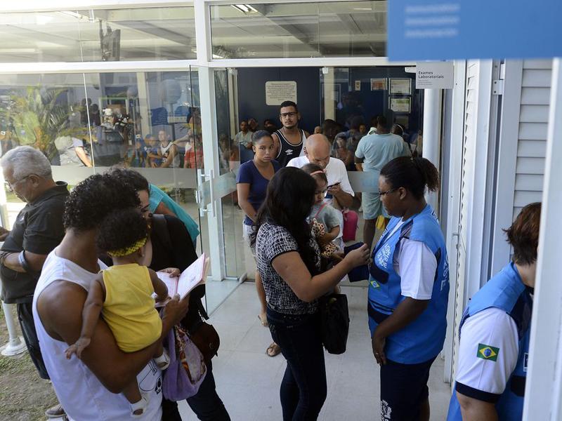 Gripe se aproxima da covid-19 como principal causadora de SRAG