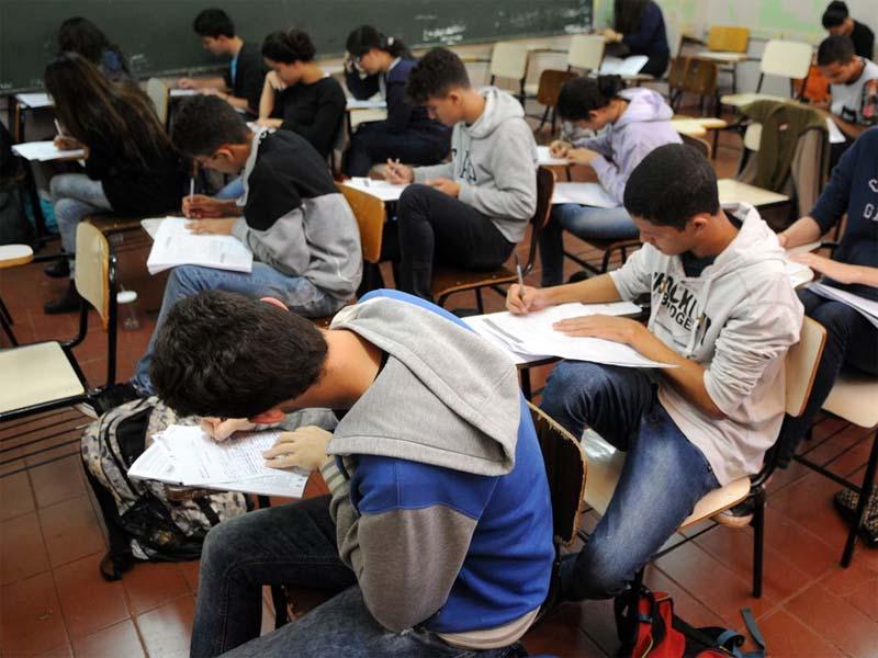 Novo ensino médio começa a ser implementado este ano