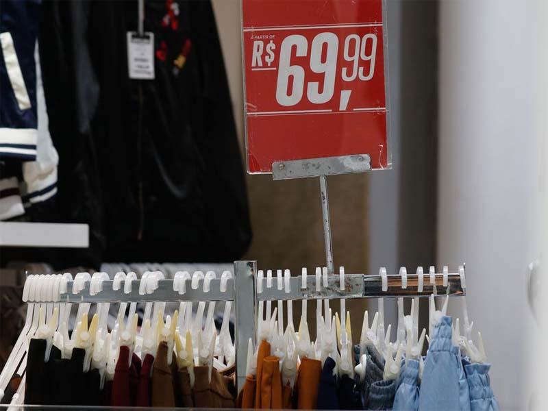 Confiança do empresário do comércio sobre 1,4% em janeiro, diz CNC