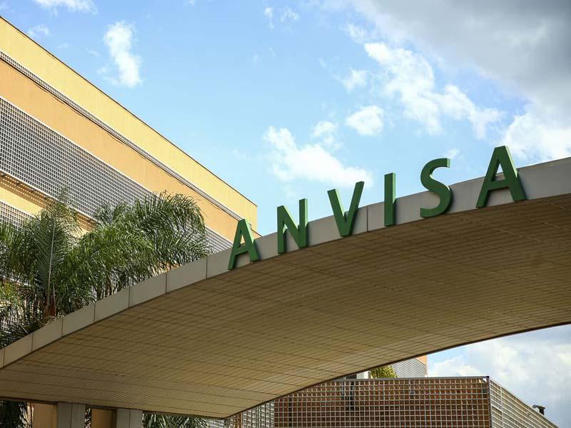 Anvisa determina recolhimento de autoteste de covid-19