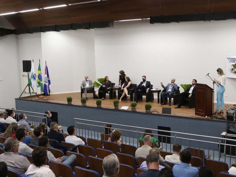 Campo Largo sedia evento ApexBrasil sobre exportação e investimentos