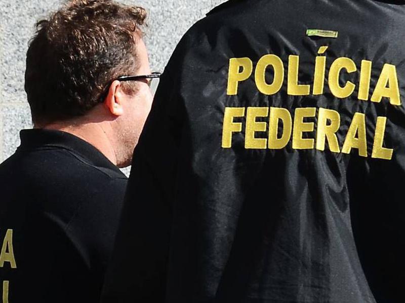 PF combate contrabando de cigarros e agrotóxicos em sete estados