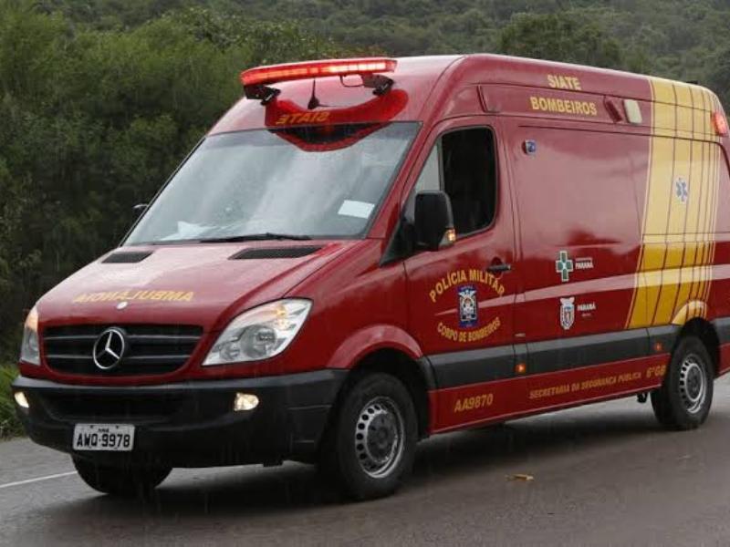 Colisão entre caminhão e motocicleta no Km 104 da 277 deixa um homem ferido