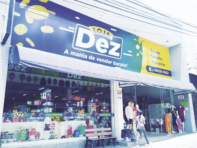 Loja Dez alia tradição, qualidade e preços baixos 