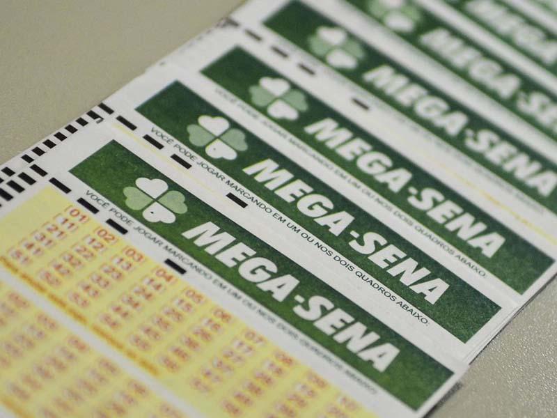 Mega-Sena sorteia nesta terça-feira prêmio estimado em R$ 120 milhões