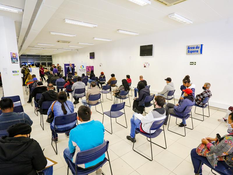 Agência do Trabalhador de Curitiba fará mutirão de vagas para aprendizes e estagiários