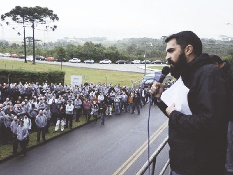 Sindimovec faz o repasse de acordo judicial com trabalhadores da FCA