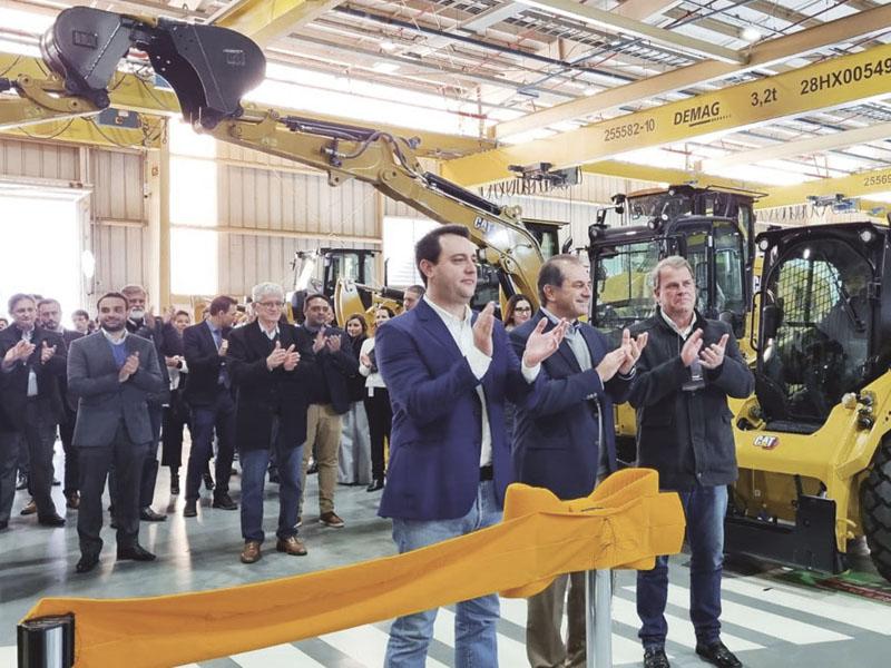 Caterpillar em Campo Largo passa a contar com  mais de mil colaboradores após novo investimento