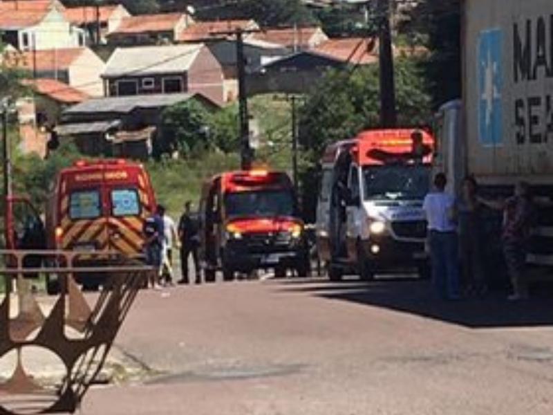 Criança é atropelada por moto no Cristo Rei em Campo Largo 