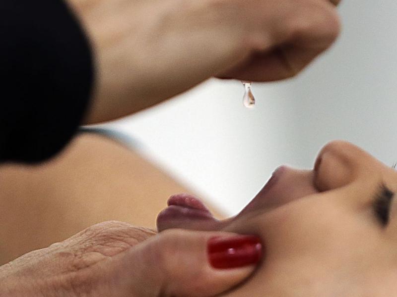 Substituição da gotinha na prevenção à pólio aumentará proteção