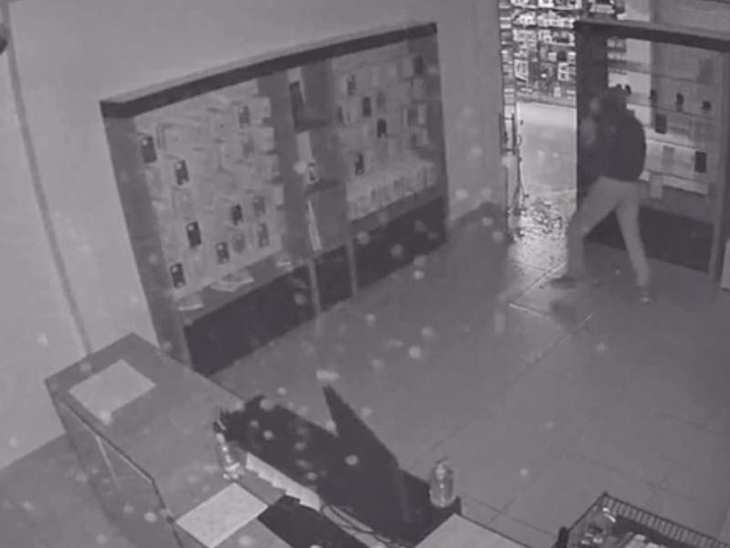 Mais uma vez shopping no Centro de Campo Largo é alvo de arrombadores 