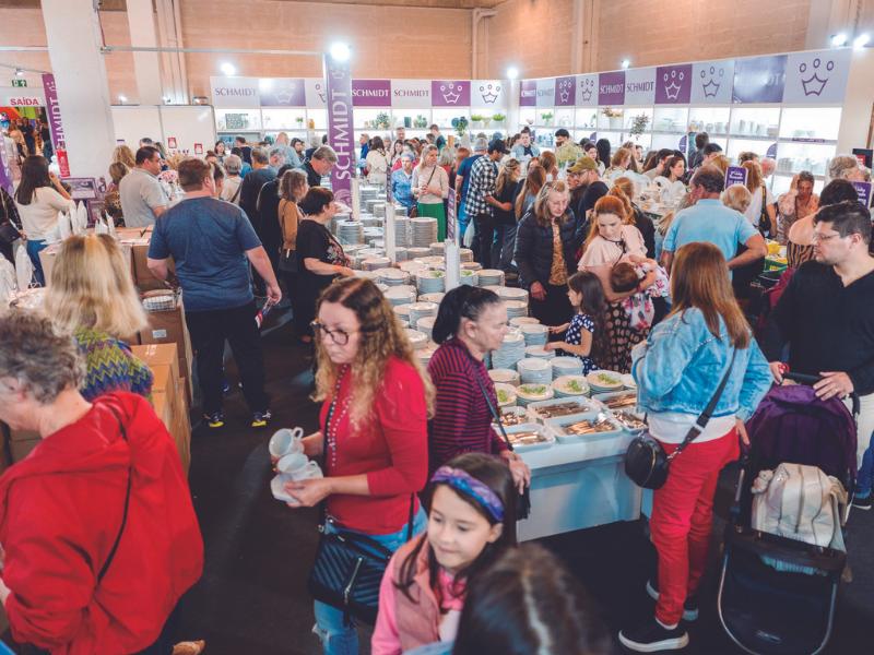 Recorde de público: mais de 120 mil pessoas na  Feira da Louça realizada no City Center Outlet
