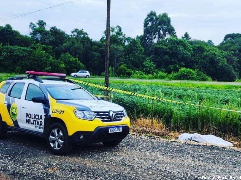 Homem encontrado morto com três tiros no Rodeio Chapada em Balsa Nova