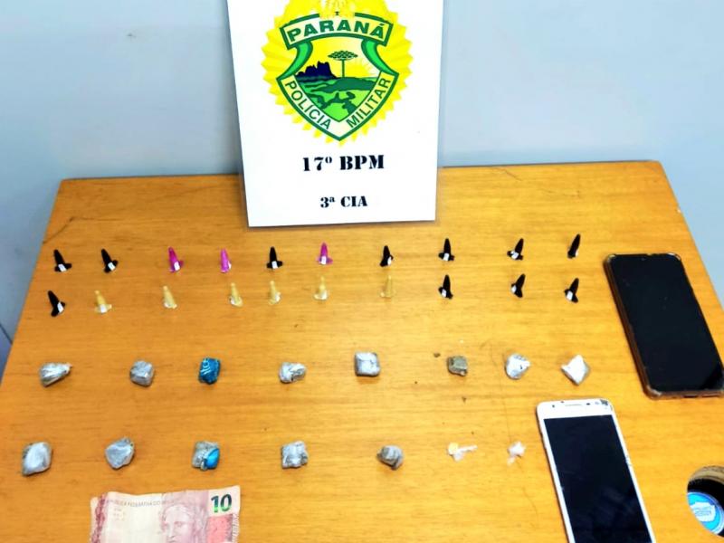 Policiais militares da Ferraria prendem casal por tráfico