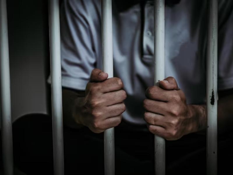 Indivíduo procurado pela Justiça foi preso no Cercadinho em operação da PCPR e PMPR 