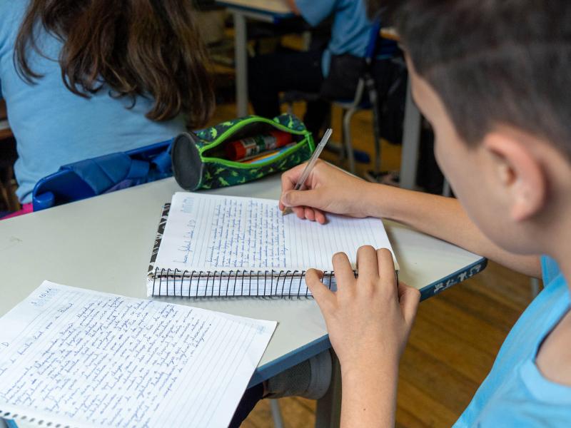 Com nova lei, Estado prevê levar ensino integral para 400 escolas até 2025