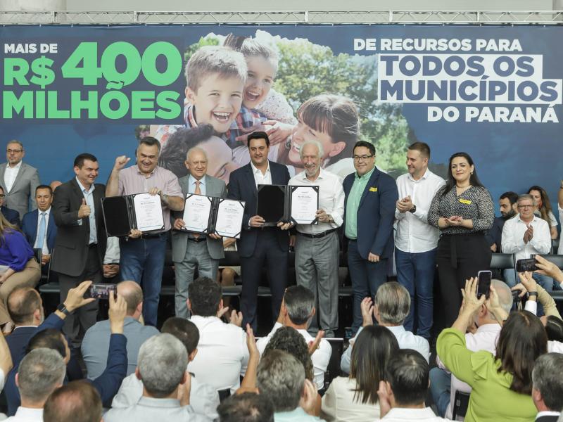 Estado repassa R$ 455 milhões aos 399 municípios para novas ações de saúde e educação