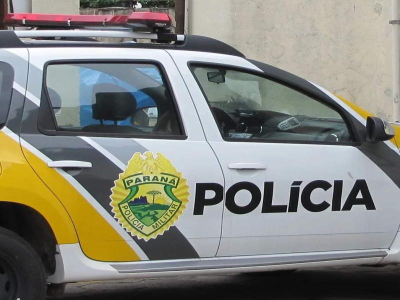 Suspeito coloca droga na boca e acaba engolindo em abordagem policial