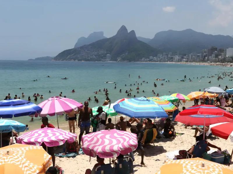 Verão começa com previsão de calor acima da média histórica
