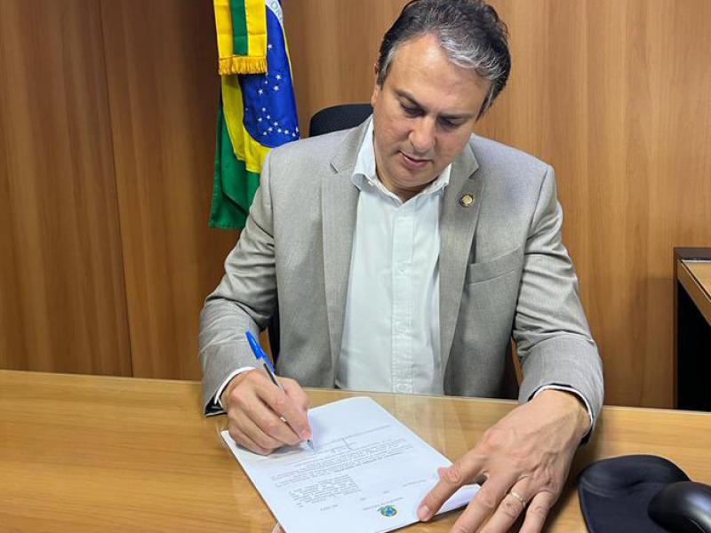 Piso nacional dos professores sobe para R$ 4.420,55