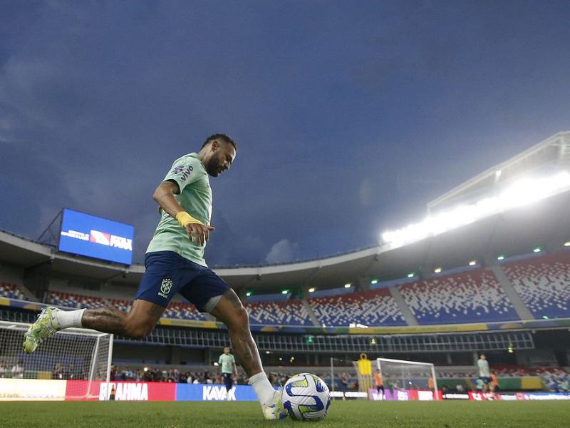  De técnico novo, seleção estreia nas Eliminatórias para a Copa de 2026