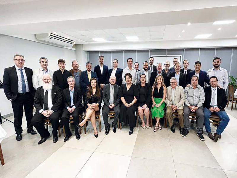 Cidenei Cristian Allebrandt, de Palmas, é reeleito Presidente       da Adjori/PR