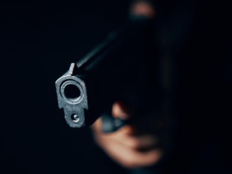 Marginais armados invadem chácara na Estrada do Cerne e rendem trabalhador