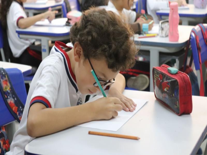 15 mil estudantes da rede municipal voltaram às aulas nesta quarta-feira (24) após o recesso de julho