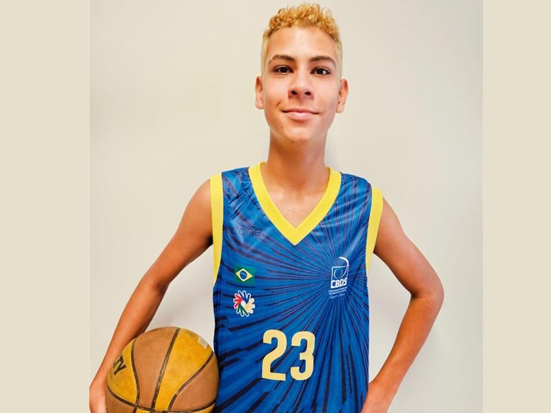 Jovem jogador de basquete de Campo Largo está  participando do Word Deaf Youth Games, em São Paulo