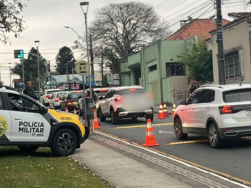 Polícia Militar realiza Operação Lei Seca em Campo Largo