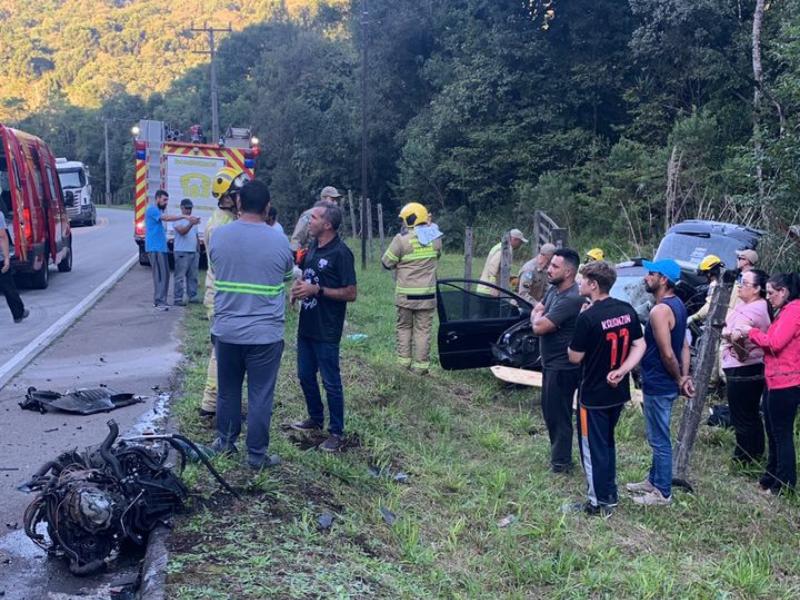 Mãe e filho, vítimas de acidente na Estrada da Itambé, morrem no Hospital Cajuru