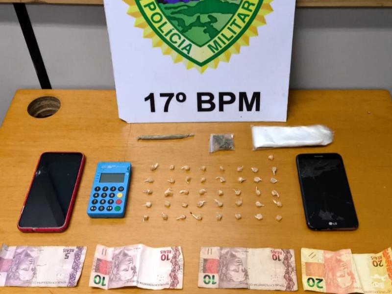 Indivíduo preso e drogas apreendidas pela Polícia Militar no Bom Jesus