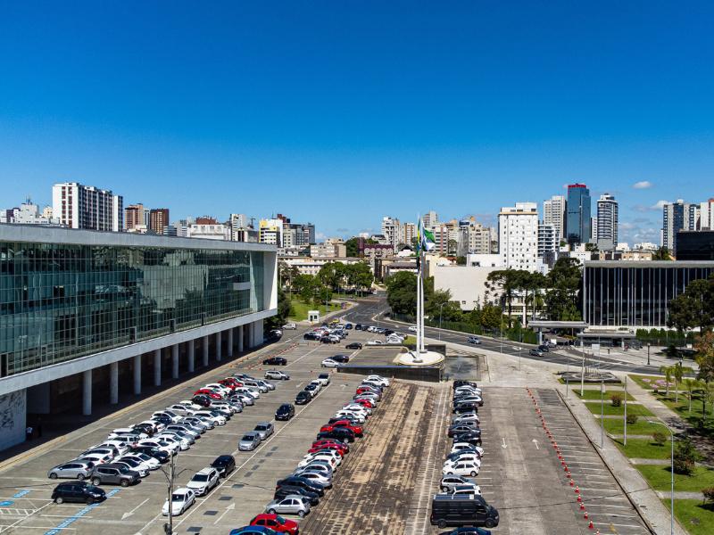 Com valor recorde para investimentos, Estado envia PLDO de 2026 à Assembleia