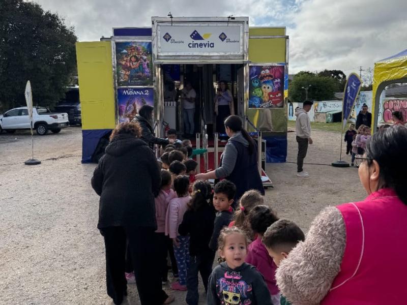 Cinema Itinerante gratuito da Via Araucária chega em Campo Largo nos dias 22 e 23 de setembro