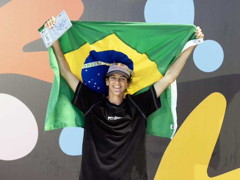 Paranaense Gui Khury executa manobra inédita e leva bronze na Copa do Mundo de Skate