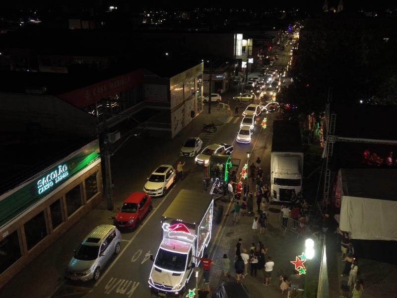 Confira a programação da caravana de carros e apresentações itinerantes do Natal Show 2025