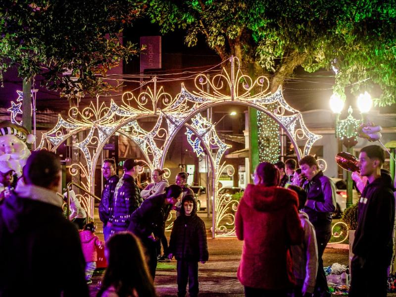 Campo Largo lança roteiro diversificado de eventos para celebrar o Natal Show 2025