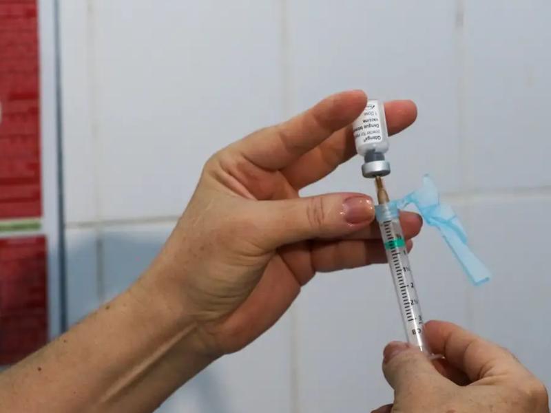 Campo Largo recebe vacina contra dengue e aplicação começa dia 26 de maio