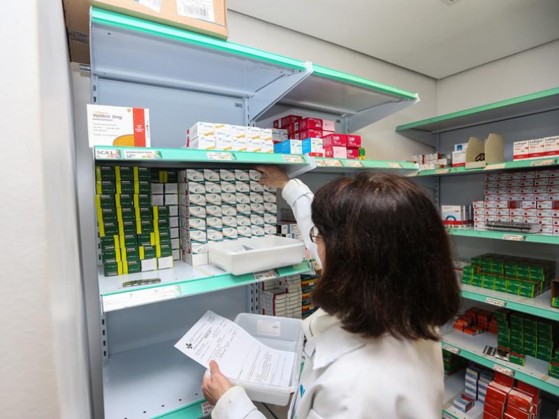 Paraná amplia lista de remédios para saúde mental fornecidos nas farmácias do SUS