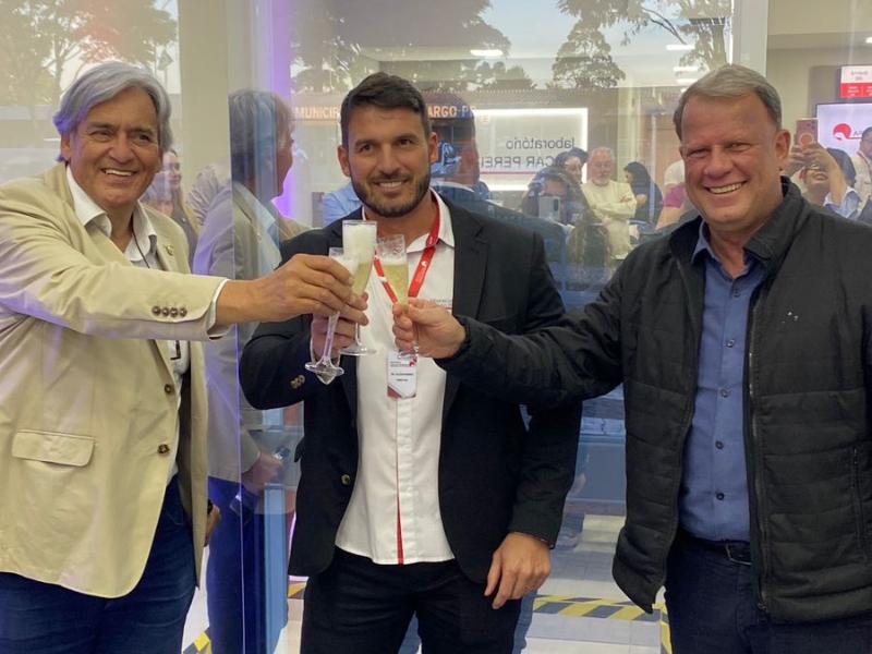 Inauguração do Laboratório Oscar Pereira reforça compromisso com qualidade e atendimento humanizado 