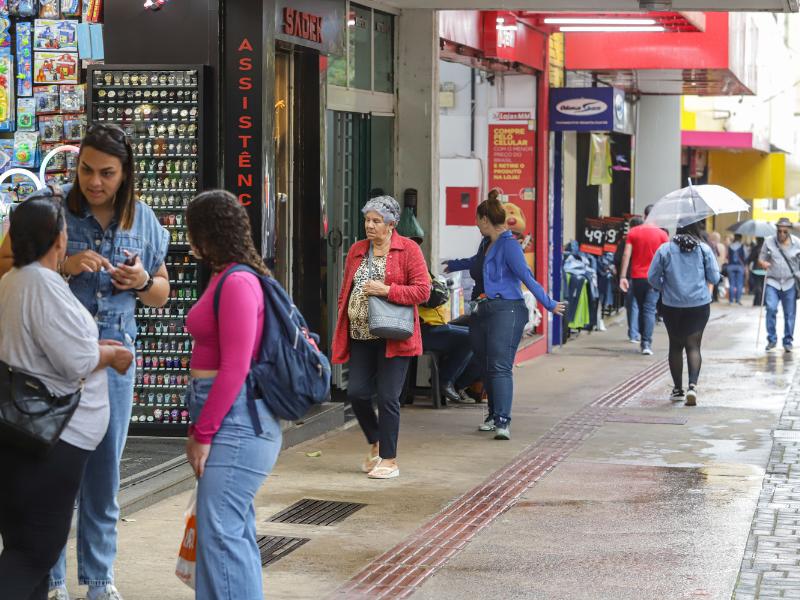 Número de empresas abertas cresce 32,55% no Paraná no 1º trimestre de 2025
