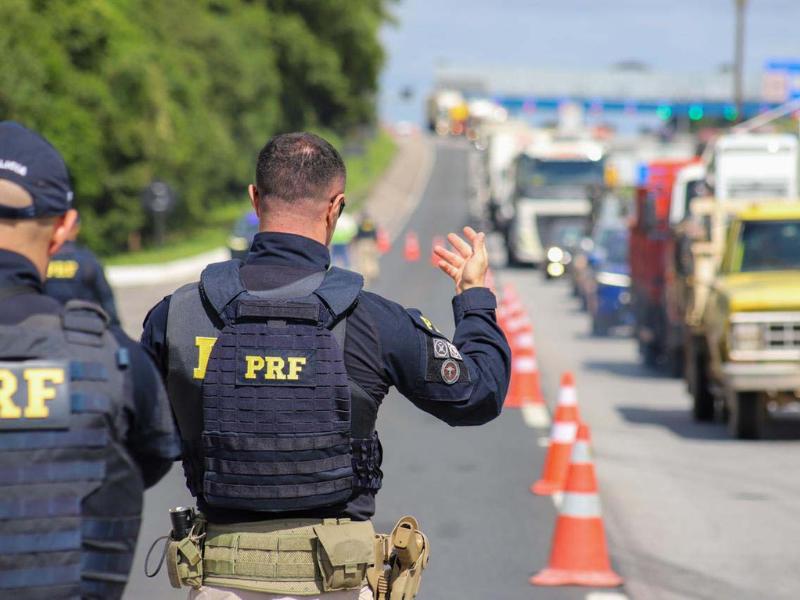 PRF lança no Paraná a Operação Rodovida 2025/2026