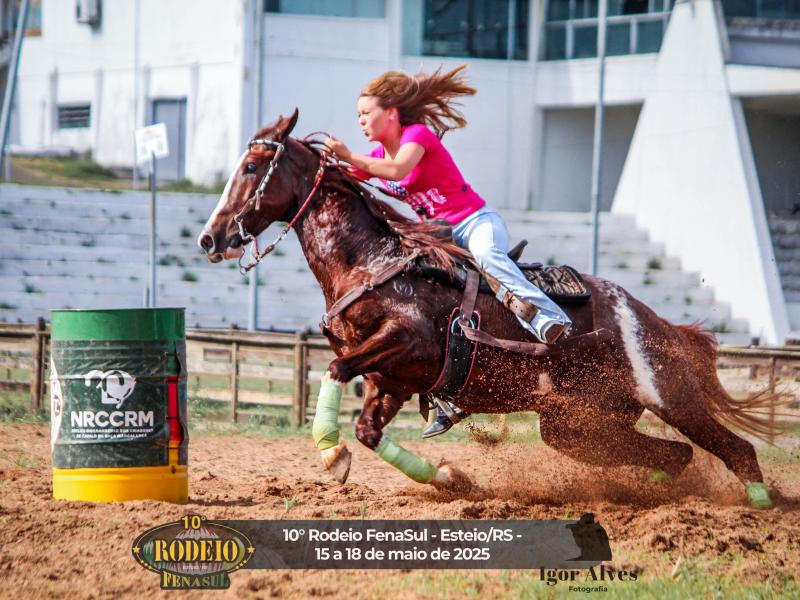 Valentina Druziki Sura se destaca na Fenasul 2025 e obtêm vitórias expressivas em provas técnicas