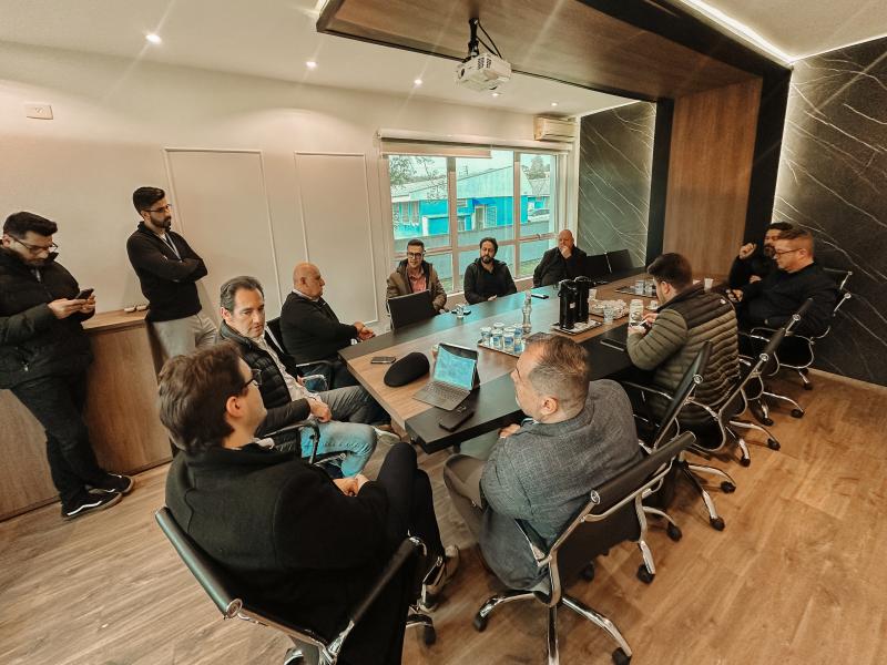Indústria de lonas demonstra interesse em investir em Campo Largo 