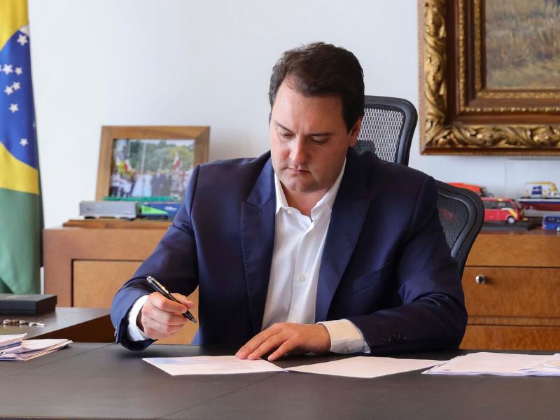 Ratinho Junior registra novo recorde e aprovação chega a 85%, diz Paraná Pesquisas