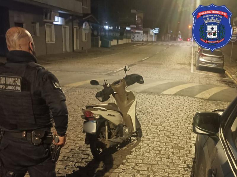 Motocicleta furtada é recuperada pela Guarda Municipal em Campo Largo
