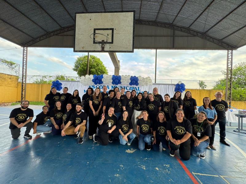 Escola Monsenhor Ivo Zanlorenzi celebra 50 anos de história com festa e estudantes fazem jornal comemorativo