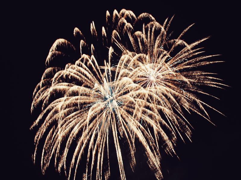 Uso de fogos de artifício no Natal Show chama atenção e Prefeitura esclarece cumprimento da lei