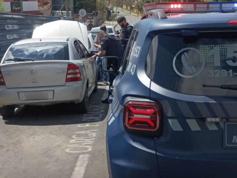 Veículo com alerta de furto há 14 anos é recuperado pela Guarda Municipal em Campo Largo